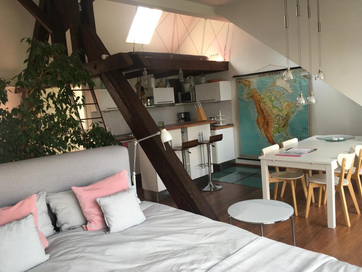 Dachstudio Im Geteviertel - Citynah Bremen Bagian luar foto